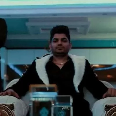 مجتبی ترکاشوند عشقم زمینم زد و رفت اتیش به دینم زدو رفت